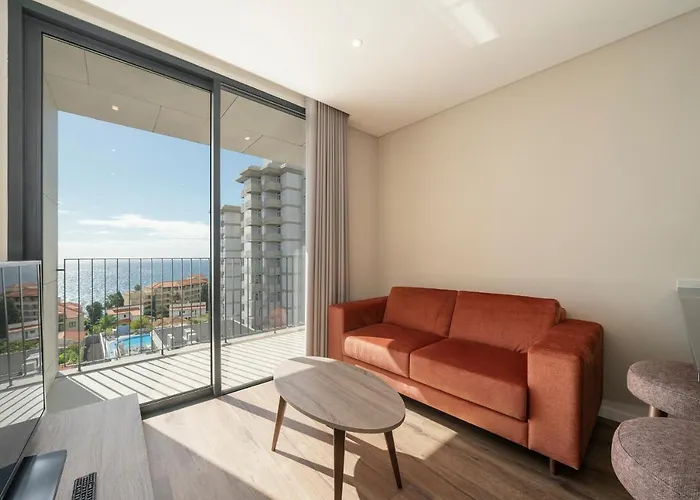 Monumental Plaza By Petit